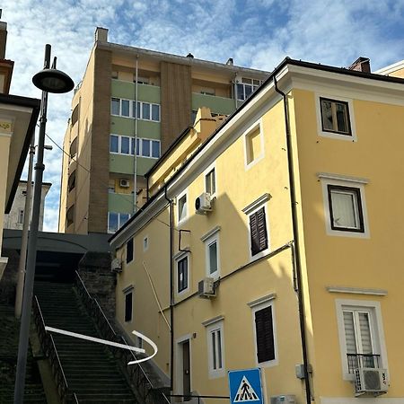 L Essenziale A Terst Exteriér fotografie